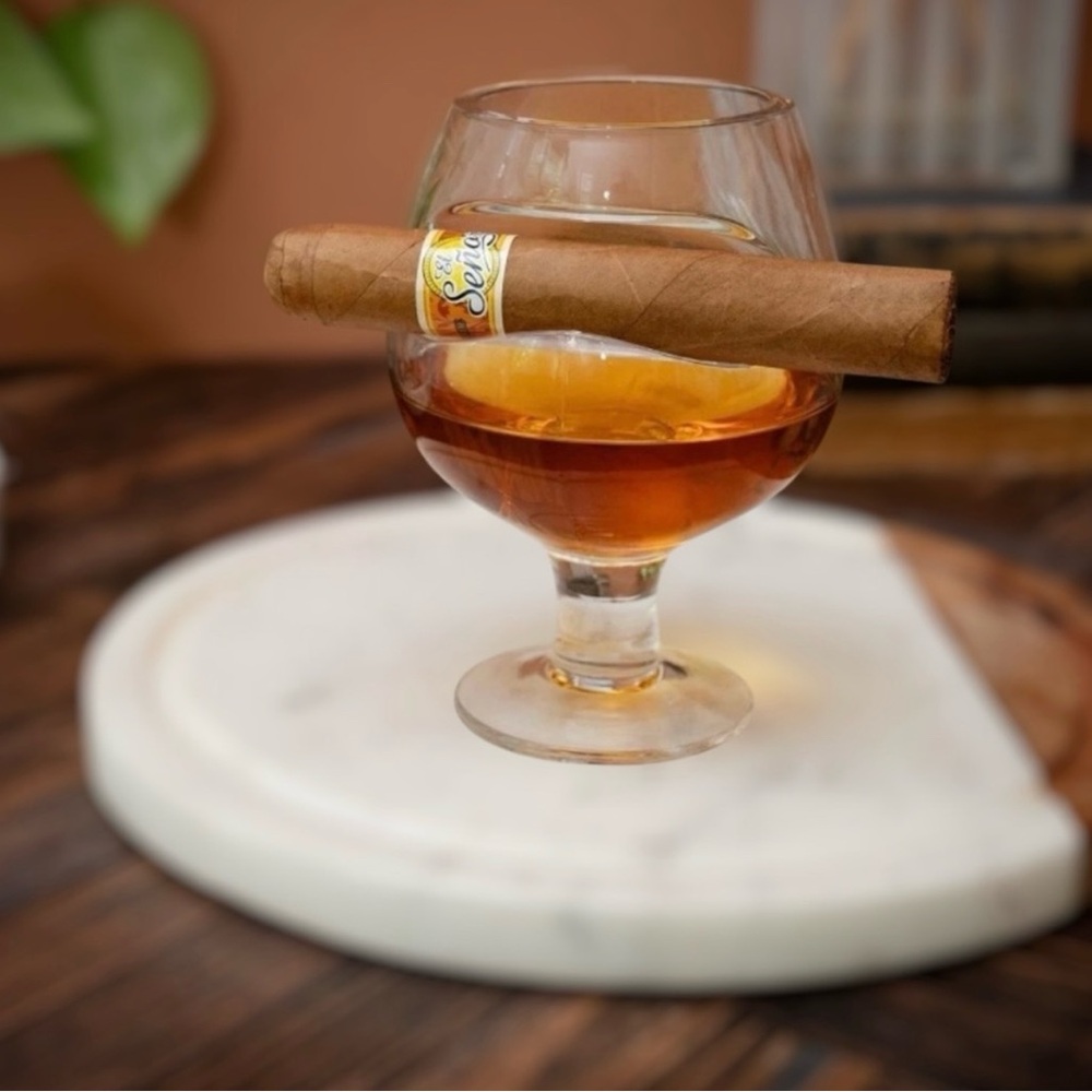 Cigar Holder Whiskey Glass